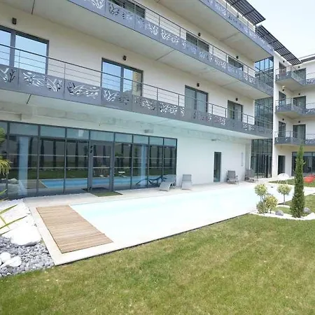 Logis Victor Hugo & Hotel 4*
