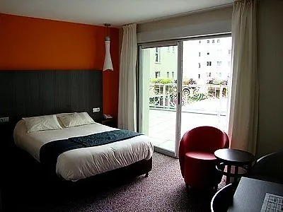 Hotel Logis Victor Hugo &