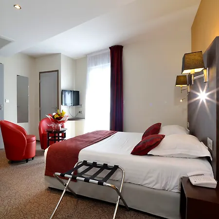 Logis Victor Hugo & 4*